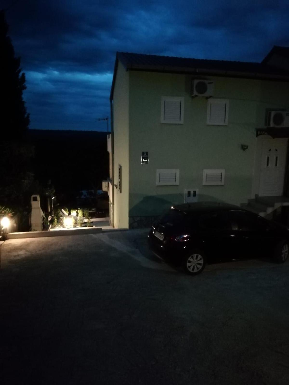 Apartmani Ana - Meka Draga Obrovac Bagian luar foto